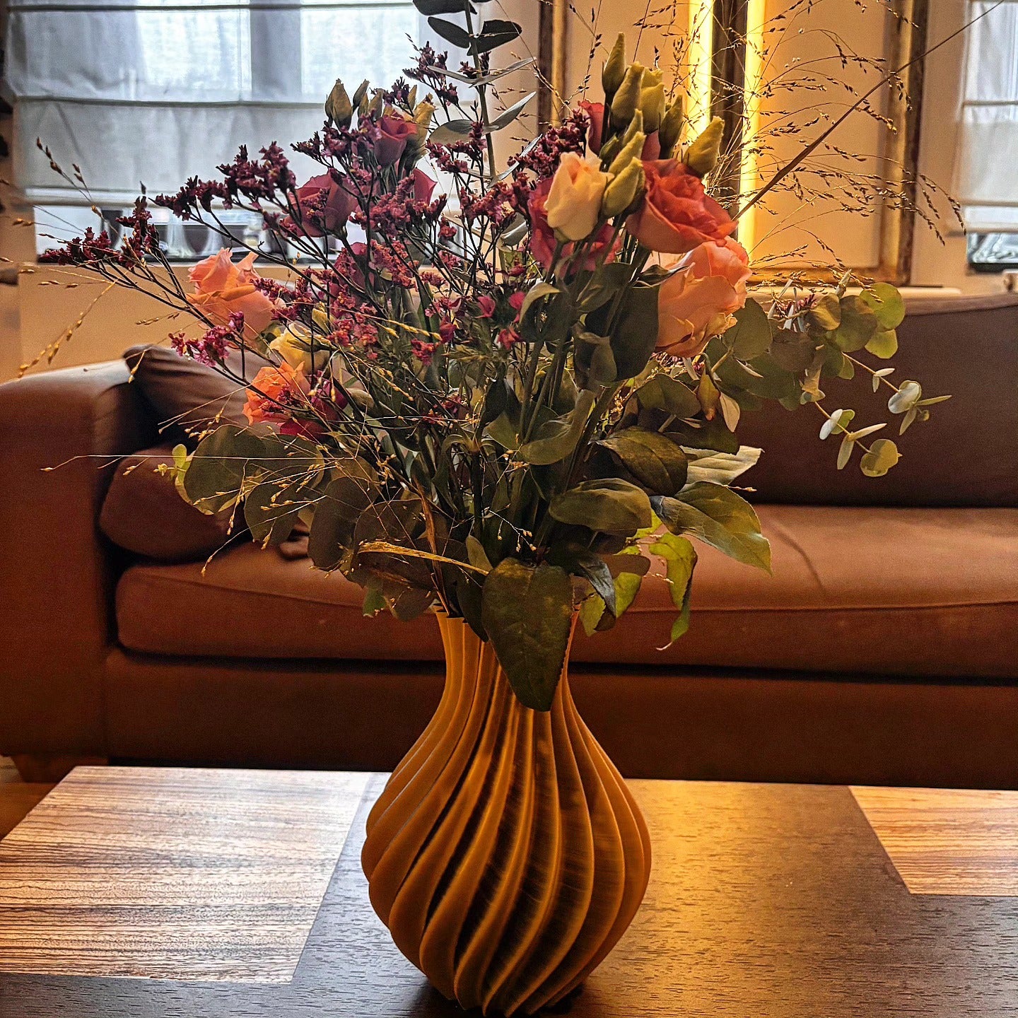 Vase TORNADO – Vase décoratif tourbillon imprimé en 3D, fait en Belgique